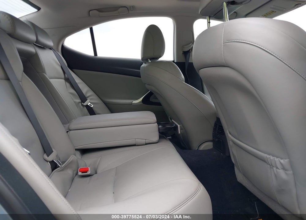 2008 LEXUS IS 250 VIN: JTHCK262X82023621