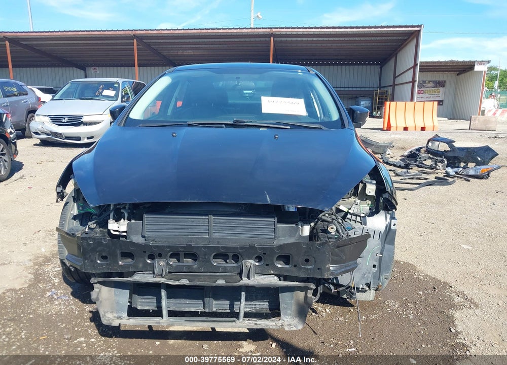 2016 FORD FOCUS TITANIUM VIN: 1FADP3J29GL232156