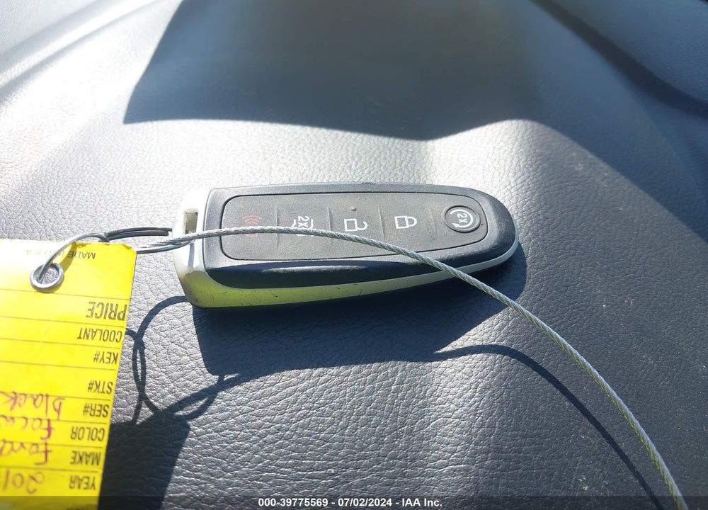 2016 FORD FOCUS TITANIUM VIN: 1FADP3J29GL232156