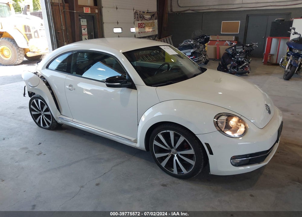 2012 VOLKSWAGEN BEETLE 2.0T TURBO LAUNCH EDITION VIN: 3VWVA7AT6CM604266