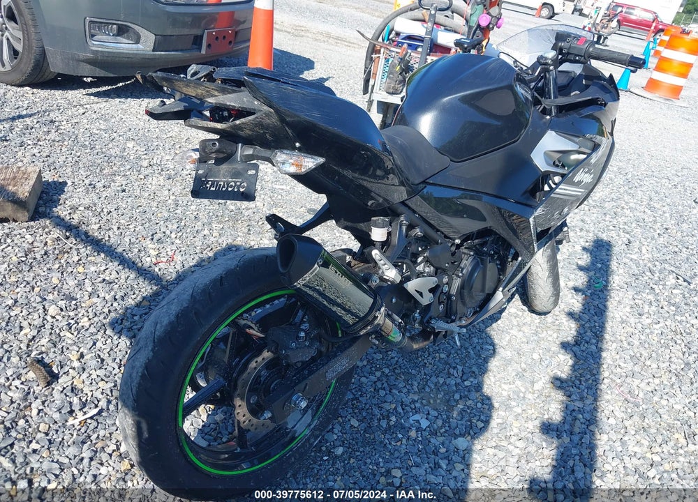 2022 KAWASAKI EX400 VIN: JKAEXKH1XNDAE5918