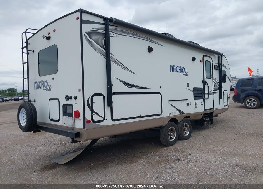 2019 FLAGSTAFF TRAVEL TRAILER VIN: 4X4TFLA25KD425149