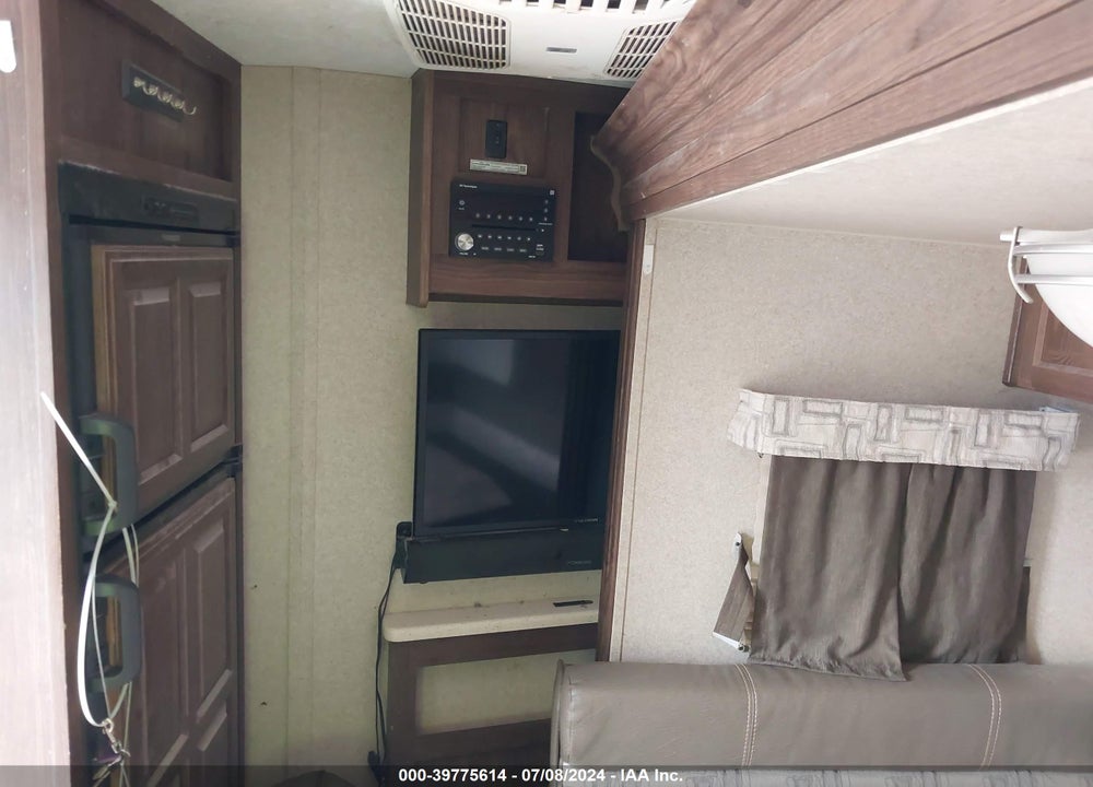 2019 FLAGSTAFF TRAVEL TRAILER VIN: 4X4TFLA25KD425149