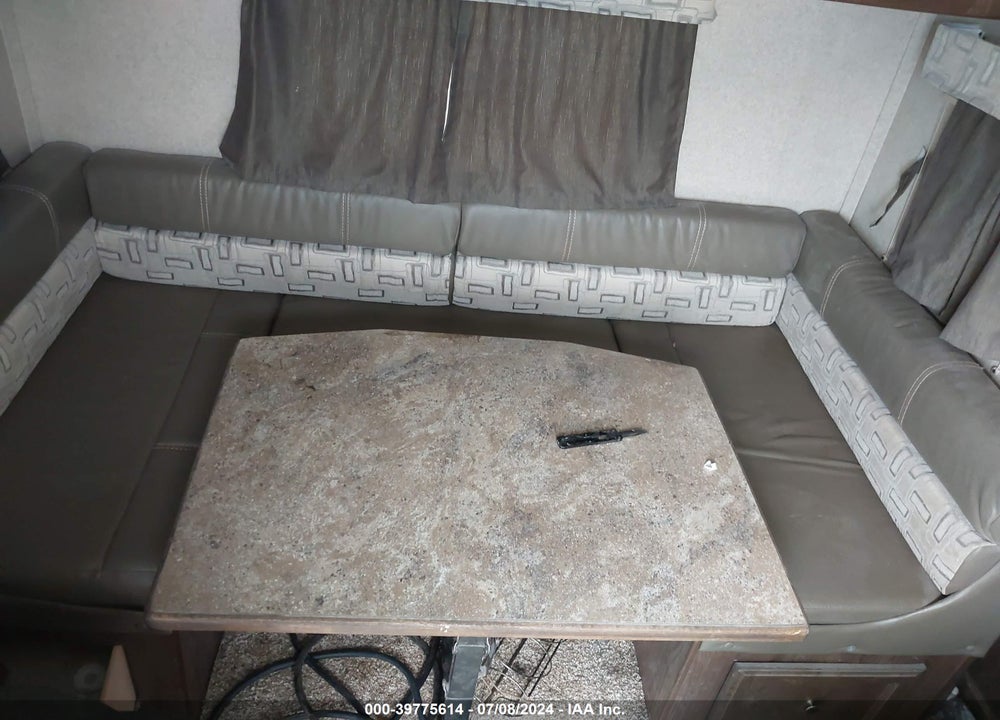 2019 FLAGSTAFF TRAVEL TRAILER VIN: 4X4TFLA25KD425149