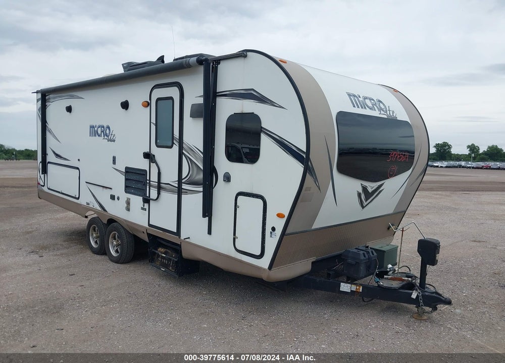 2019 FLAGSTAFF TRAVEL TRAILER VIN: 4X4TFLA25KD425149