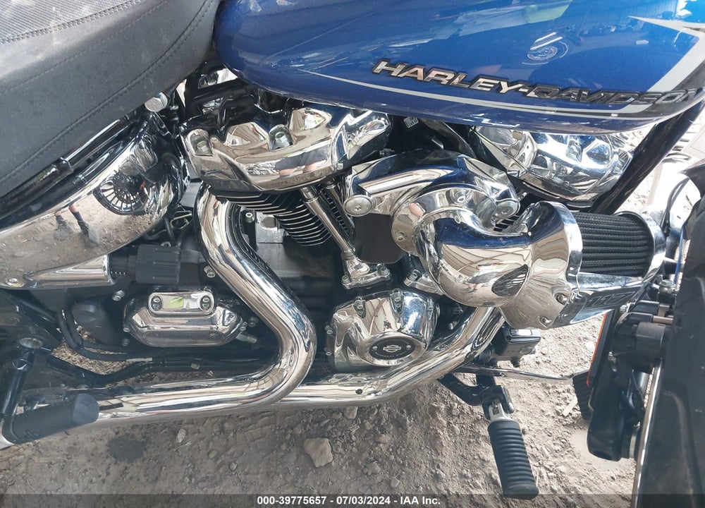 2024 HARLEY-DAVIDSON FXBR VIN: 1HD1YEZ16RB033655