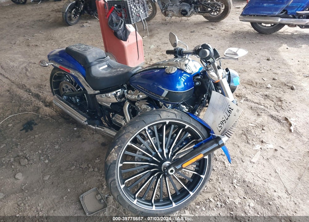 2024 HARLEY-DAVIDSON FXBR VIN: 1HD1YEZ16RB033655