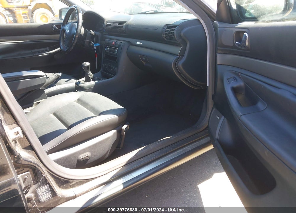 2001 AUDI A4 1.8 T VIN: WAUDC68D31A072581