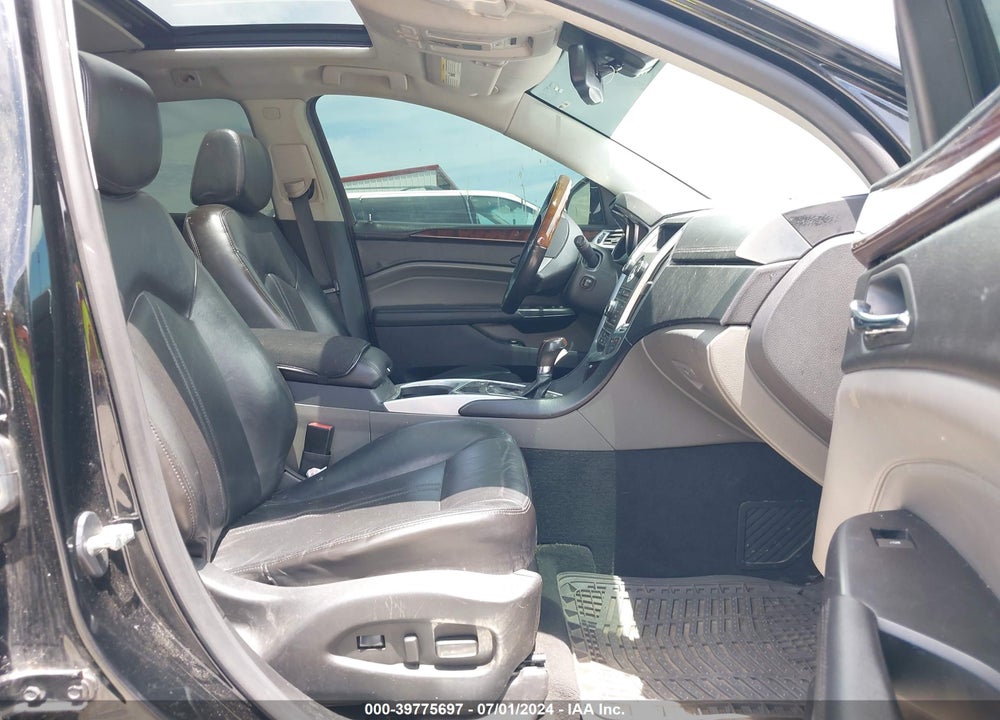 2011 CADILLAC SRX LUXURY COLLECTION VIN: 3GYFNAEY4BS663433