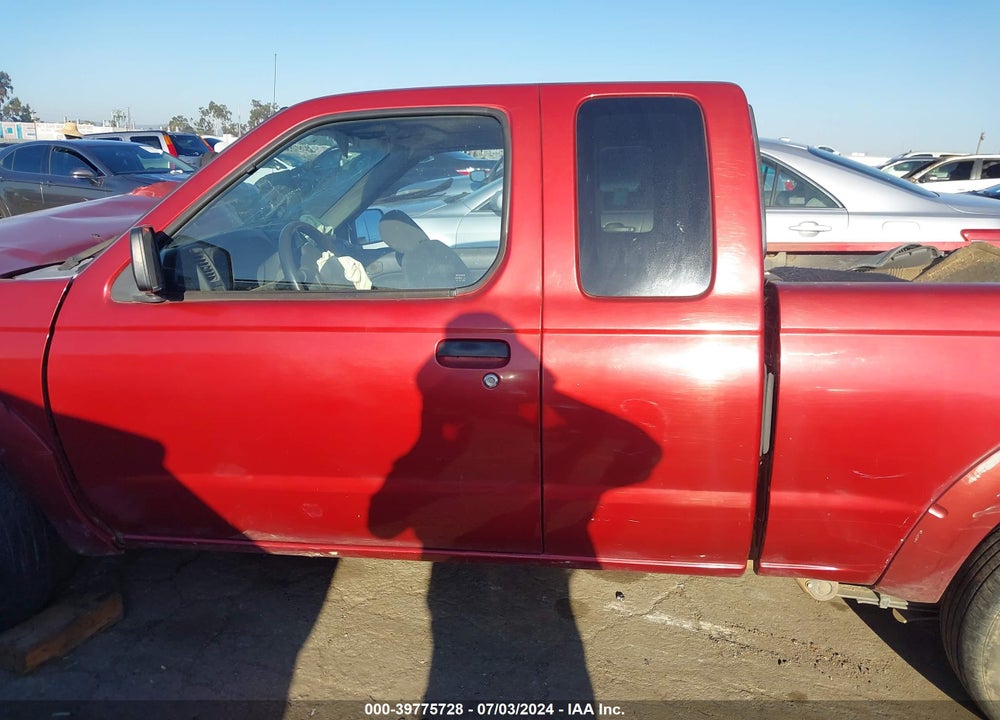 2001 NISSAN FRONTIER XE VIN: 1N6DD26S11C389724
