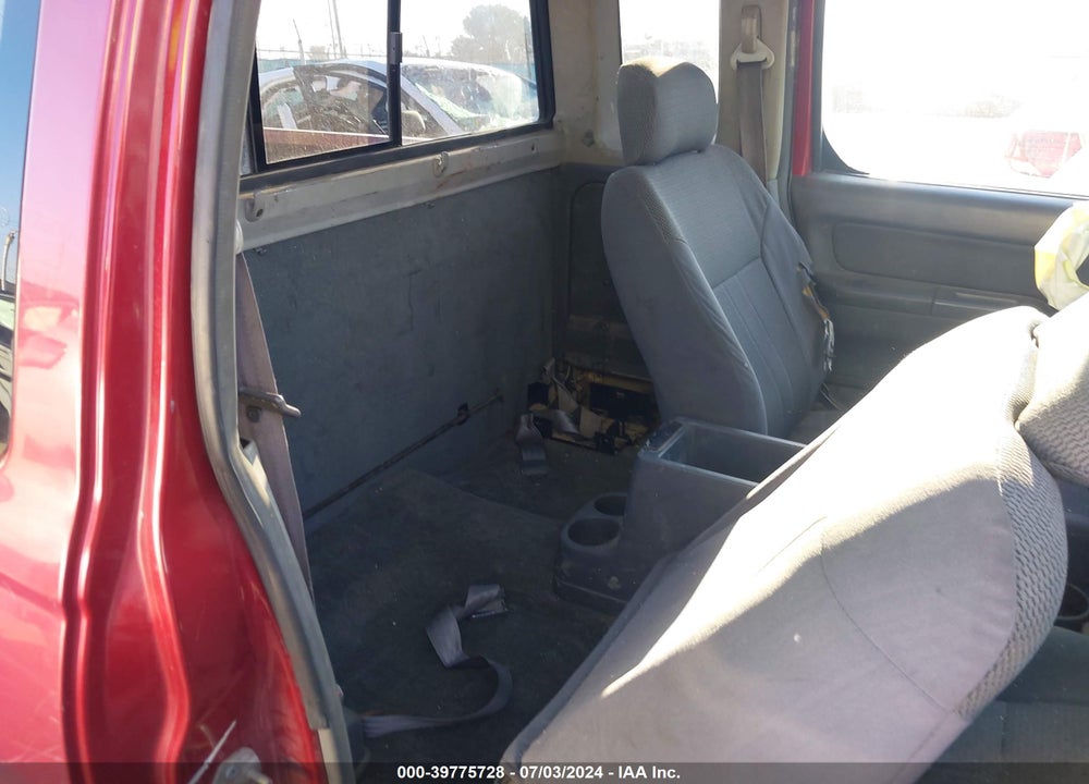 2001 NISSAN FRONTIER XE VIN: 1N6DD26S11C389724