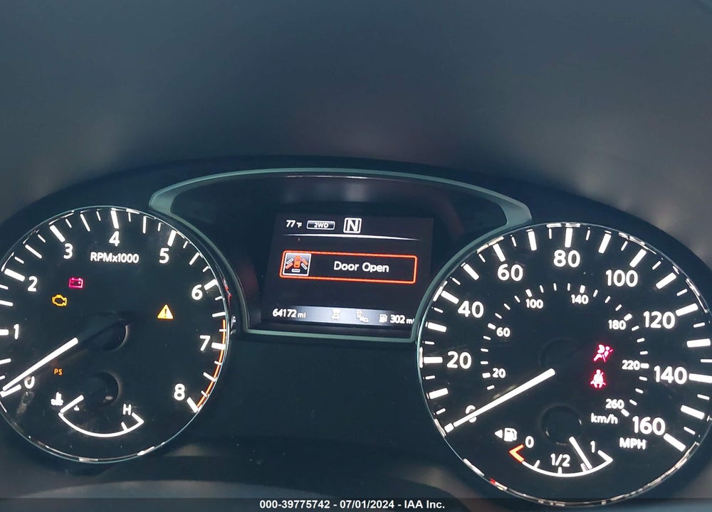 2018 NISSAN PATHFINDER SL VIN: 5N1DR2MM6JC677145