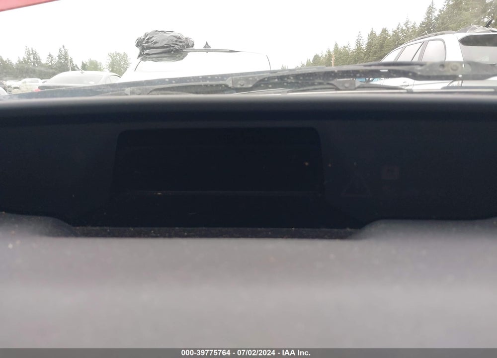 2008 TOYOTA PRIUS TOURING VIN: JTDKB20U083325467