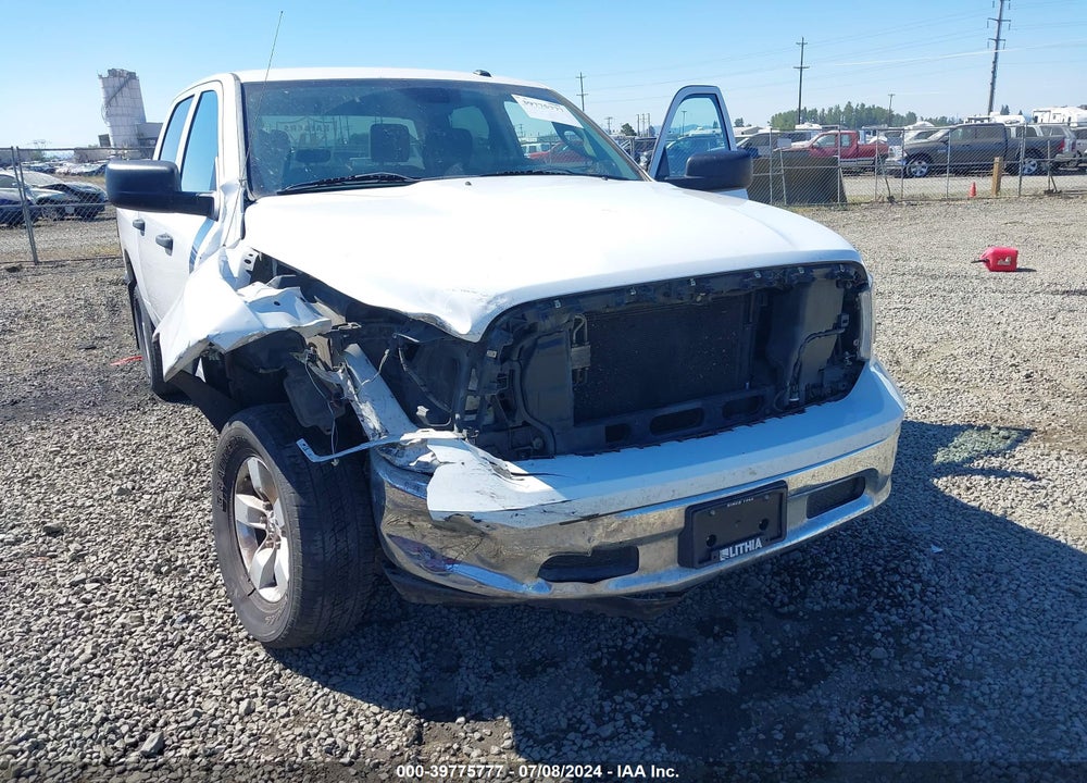 2015 RAM 1500 ST VIN: 3C6RR7KT9FG640605