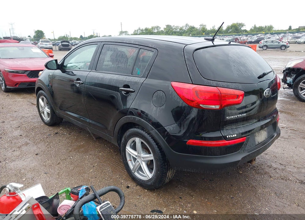2015 KIA SPORTAGE LX VIN: KNDPBCAC8F7755951