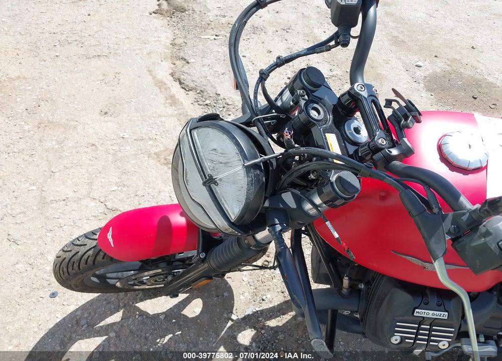 2023 MOTO GUZZI V7 STONE VIN: ZGUKZUA06PM001500