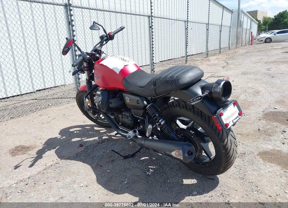 2023 MOTO GUZZI V7 STONE VIN: ZGUKZUA06PM001500
