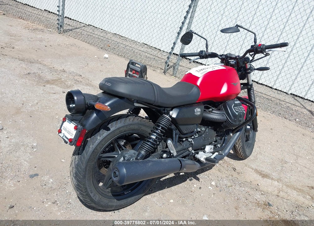 2023 MOTO GUZZI V7 STONE VIN: ZGUKZUA06PM001500