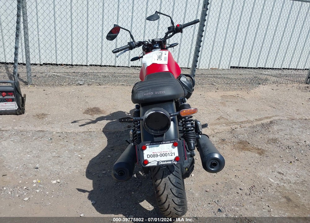 2023 MOTO GUZZI V7 STONE VIN: ZGUKZUA06PM001500