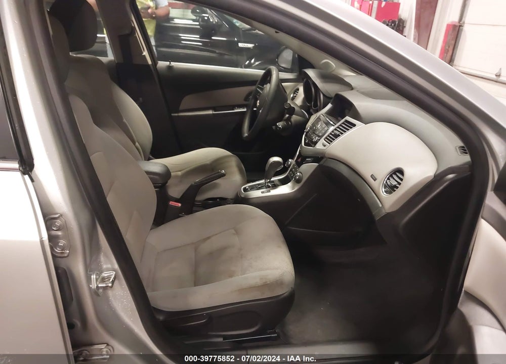 2015 CHEVROLET CRUZE 1LT AUTO VIN: 1G1PC5SB2F7283057