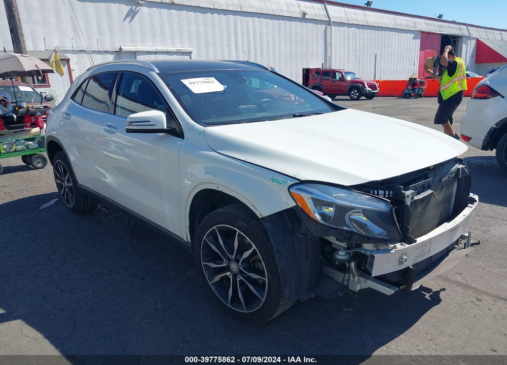 2017 MERCEDES-BENZ GLA 250 4MATIC VIN: WDCTG4GB1HJ352107