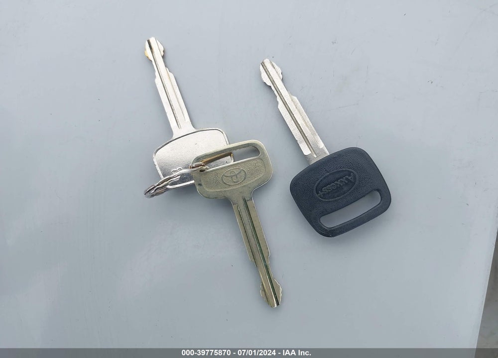 1997 TOYOTA COROLLA STD VIN: 1NXBA02E9VZ552218