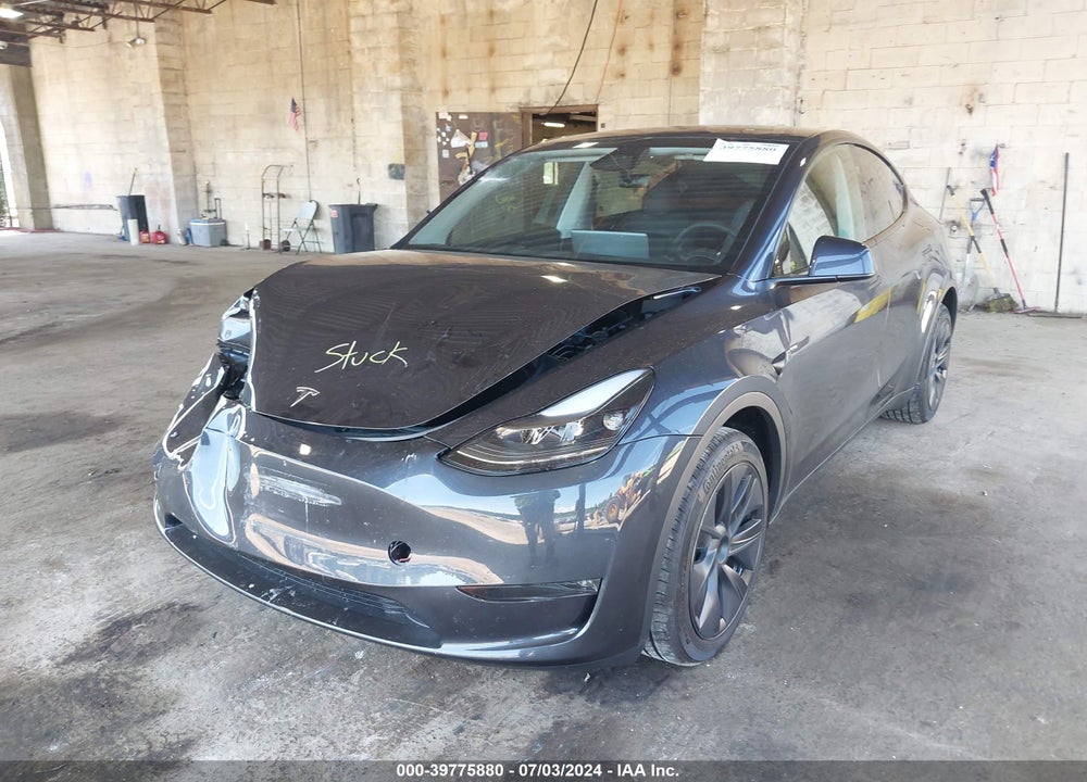 2024 TESLA MODEL Y LONG RANGE DUAL MOTOR ALL-WHEEL DRIVE VIN: 7SAYGDEEXRA292247
