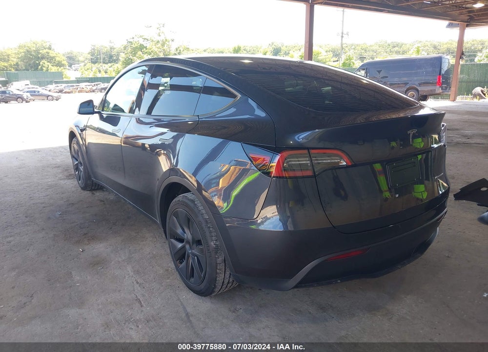 2024 TESLA MODEL Y LONG RANGE DUAL MOTOR ALL-WHEEL DRIVE VIN: 7SAYGDEEXRA292247