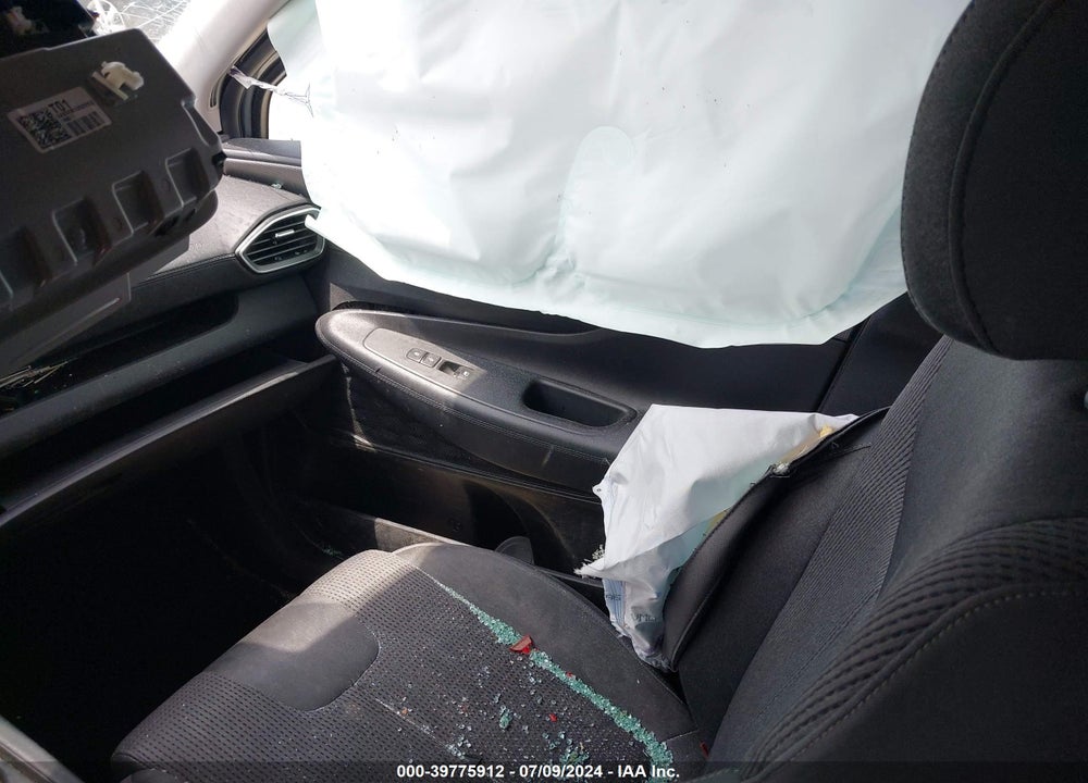 2019 HYUNDAI SANTA FE SE VIN: 5NMS2CAD8KH013250