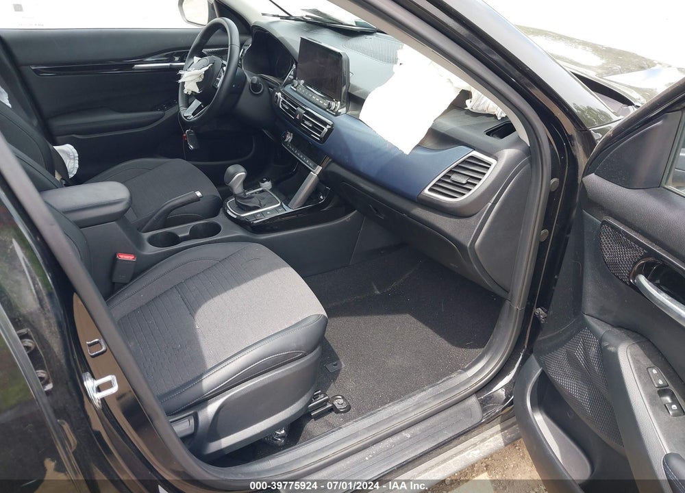 2023 KIA SELTOS S VIN: KNDEUCAA4P7454112