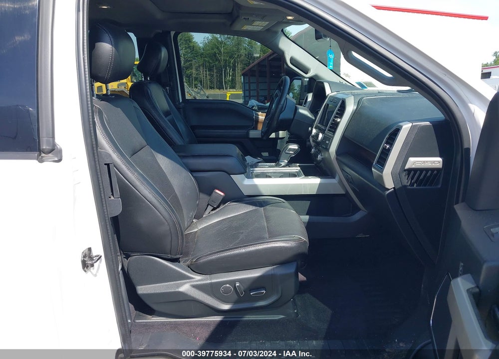 2017 FORD F-150 LARIAT VIN: 1FTFX1EF7HKD28735