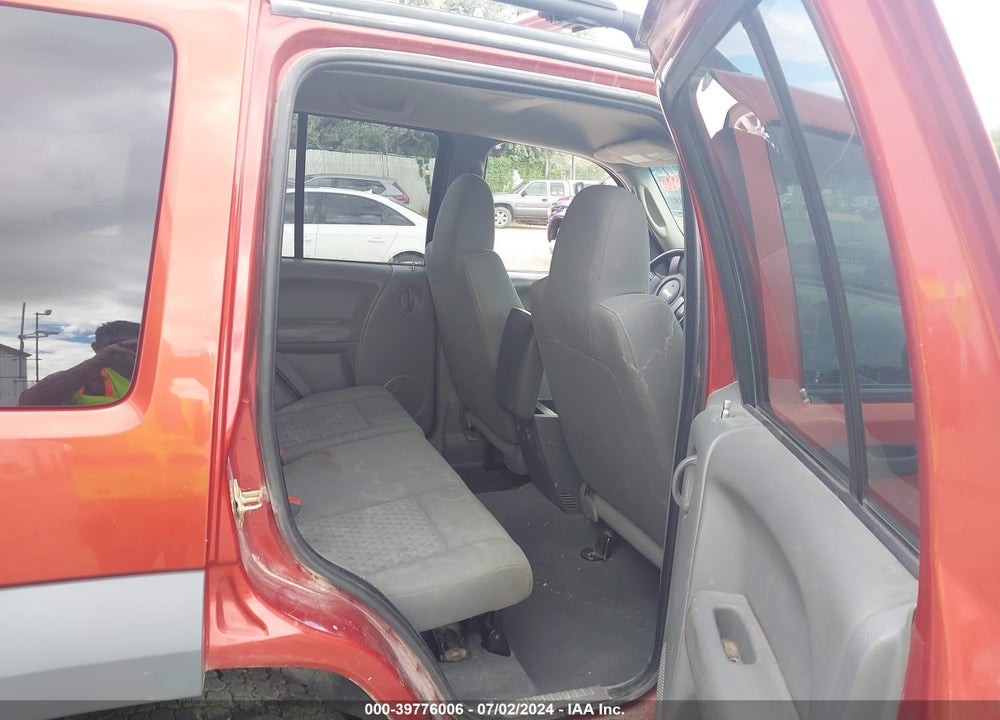 2005 JEEP LIBERTY SPORT VIN: 1J4GL48KX5W602759