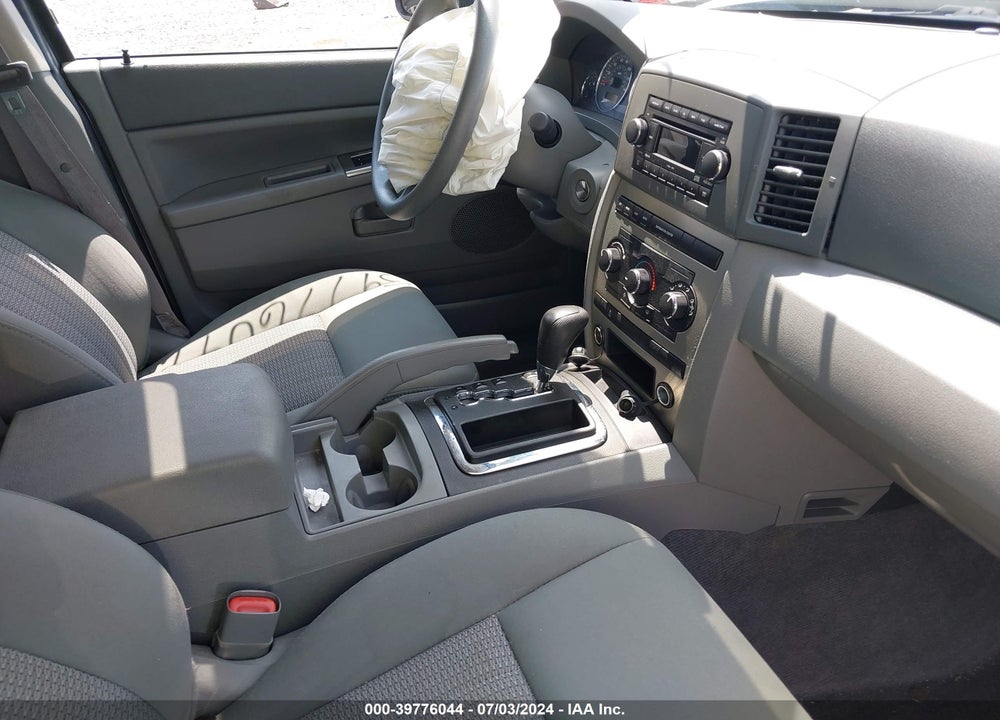 2007 JEEP GRAND CHEROKEE LAREDO VIN: 1J8GR48K67C679730