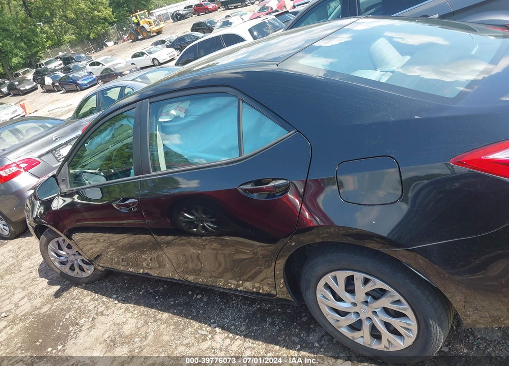 2017 TOYOTA COROLLA LE VIN: 5YFBURHE7HP730569