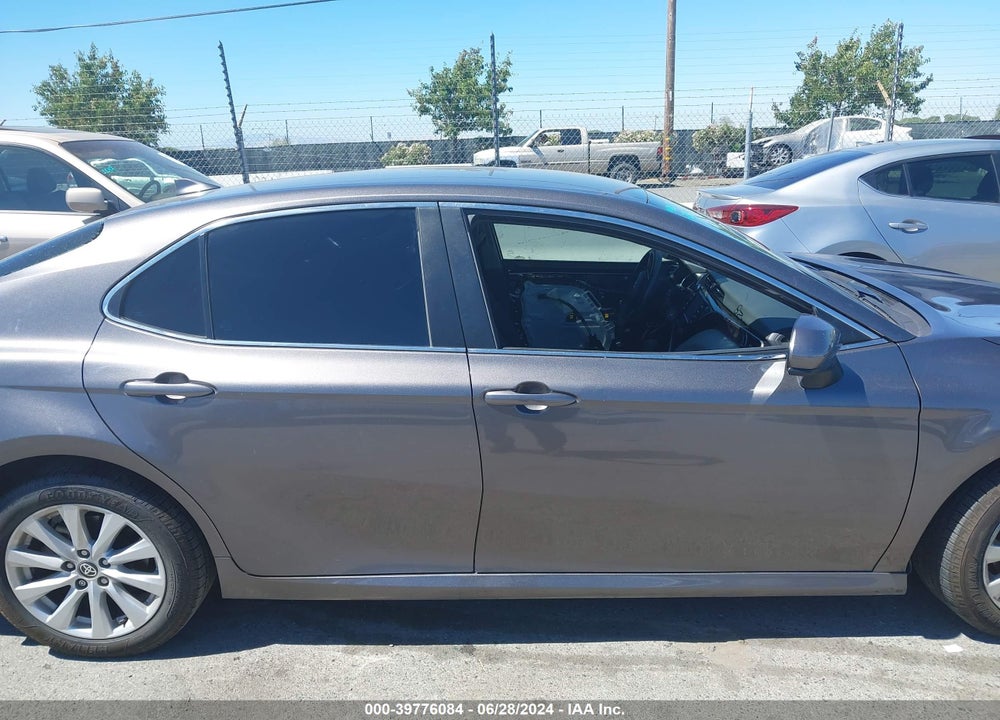 2020 TOYOTA CAMRY LE VIN: 4T1C11AK0LU960850