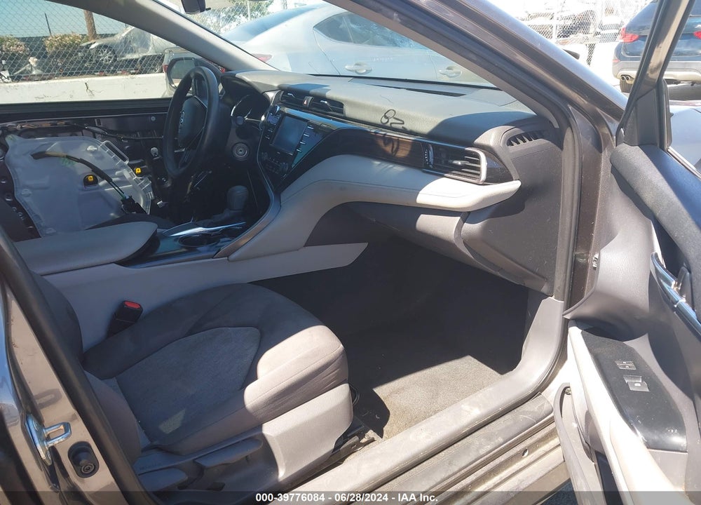 2020 TOYOTA CAMRY LE VIN: 4T1C11AK0LU960850
