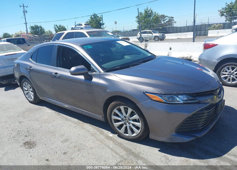 2020 TOYOTA CAMRY LE VIN: 4T1C11AK0LU960850