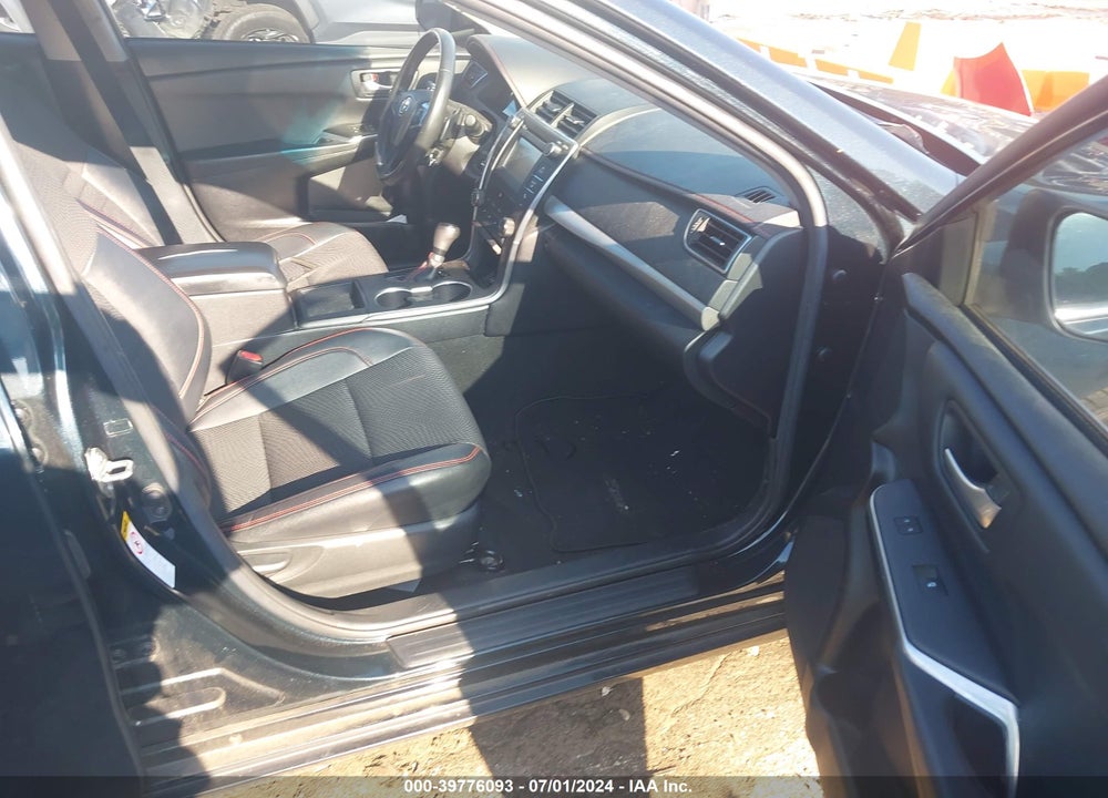 2016 TOYOTA CAMRY SE VIN: 4T1BF1FK3GU257710