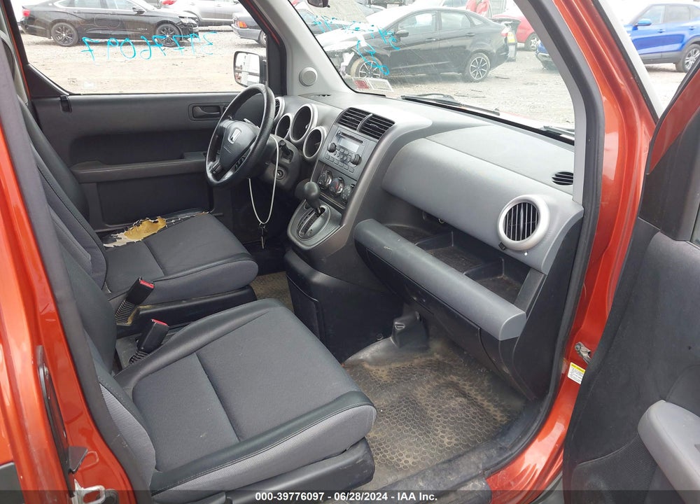 2005 HONDA ELEMENT EX VIN: 5J6YH18685L004517