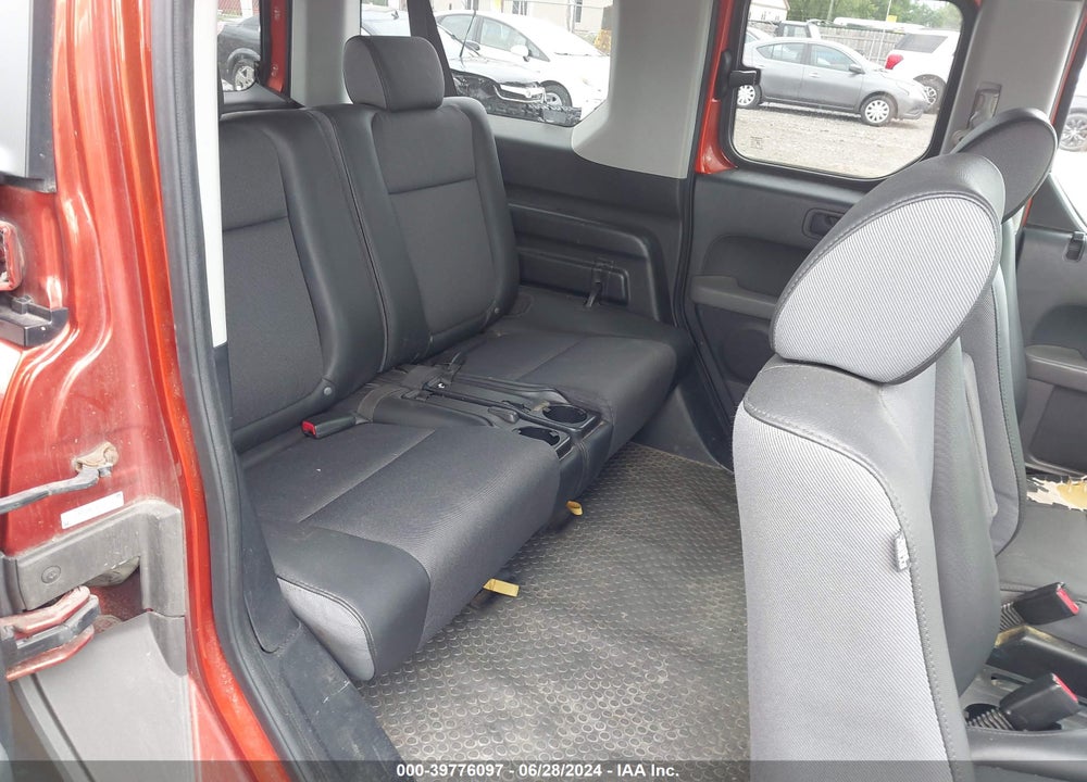 2005 HONDA ELEMENT EX VIN: 5J6YH18685L004517