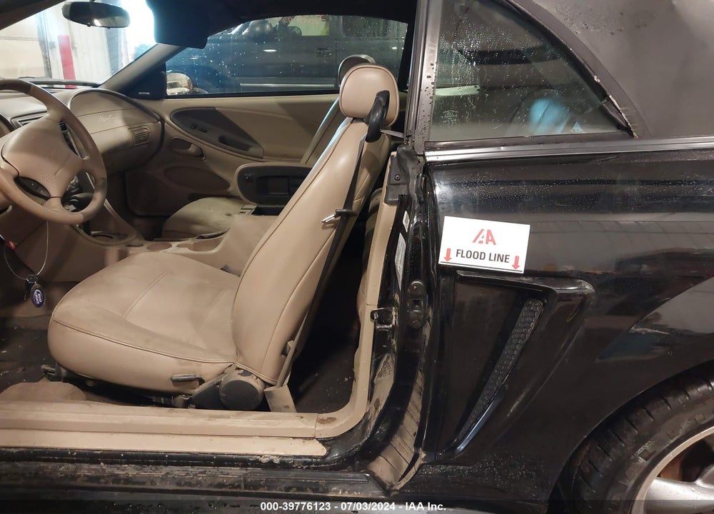 2003 FORD MUSTANG VIN: 1FAFP444X3F337504