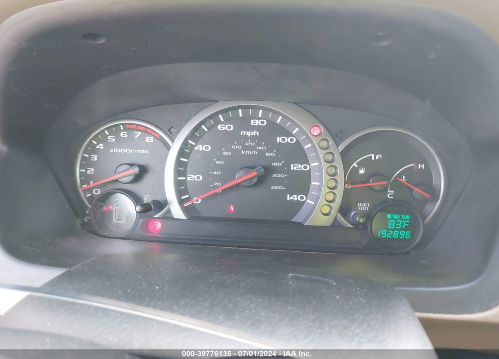 2005 HONDA PILOT EX-L VIN: 5FNYF18575B029365