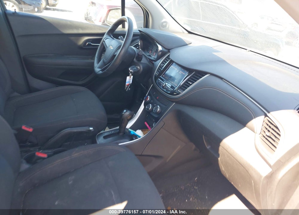 2020 CHEVROLET TRAX FWD LS VIN: 3GNCJKSB9LL107681