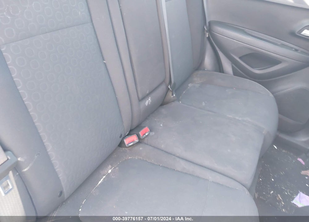 2020 CHEVROLET TRAX FWD LS VIN: 3GNCJKSB9LL107681