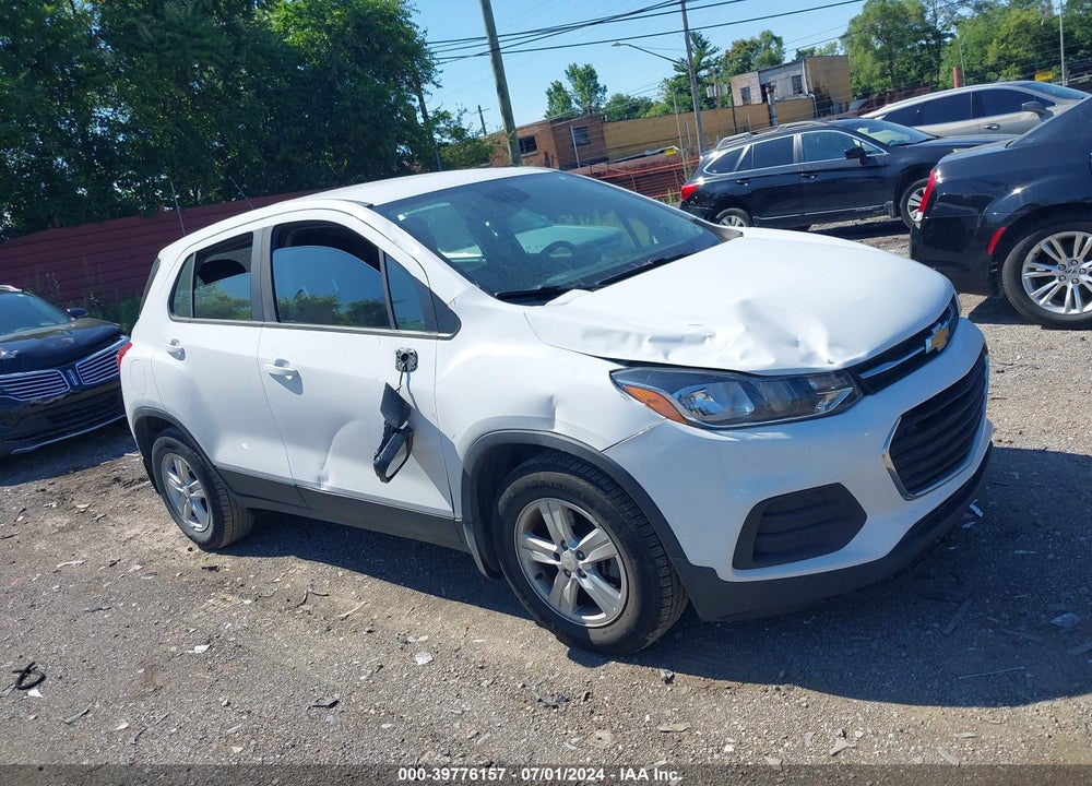2020 CHEVROLET TRAX FWD LS VIN: 3GNCJKSB9LL107681