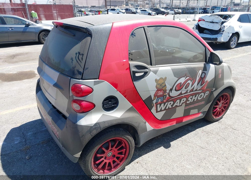 2011 SMART FORTWO PASSION/PURE VIN: WMEEJ3BA6BK427198