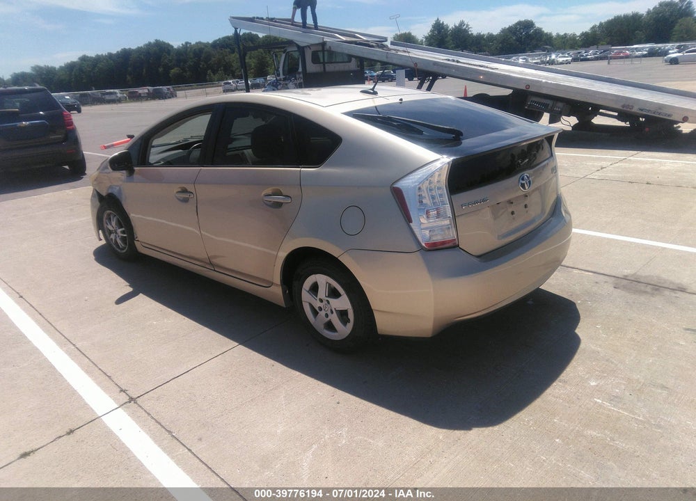 2011 TOYOTA PRIUS THREE VIN: JTDKN3DU9B1401004