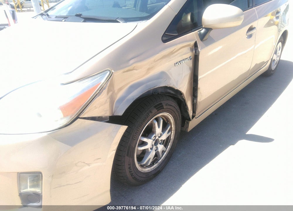 2011 TOYOTA PRIUS THREE VIN: JTDKN3DU9B1401004