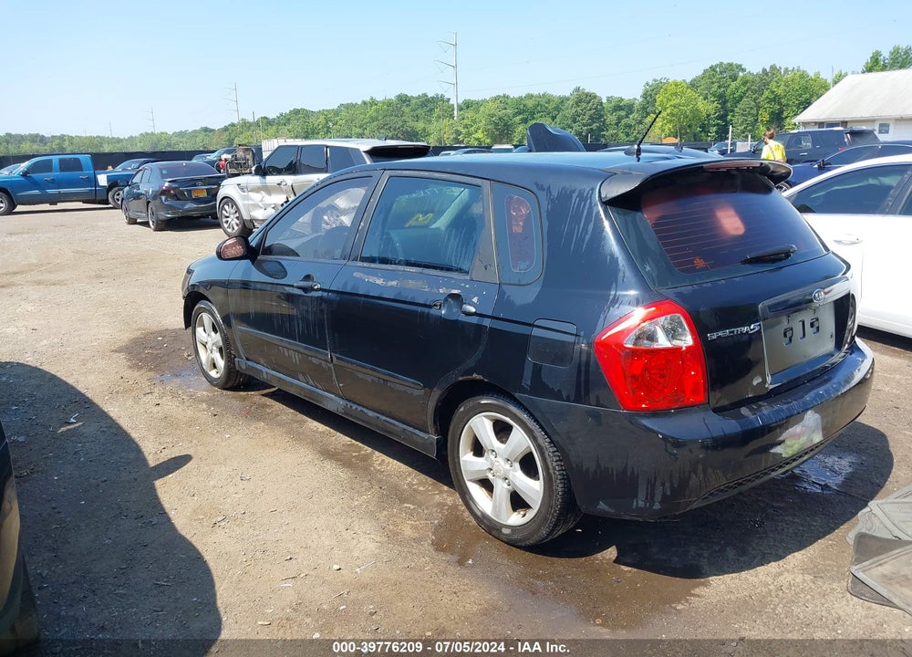 2007 KIA SPECTRA5 SX VIN: KNAFE161375000358