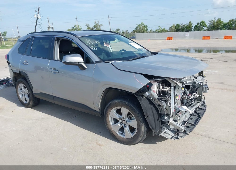 2021 TOYOTA RAV4 XLE VIN: 2T3W1RFV6MW129537